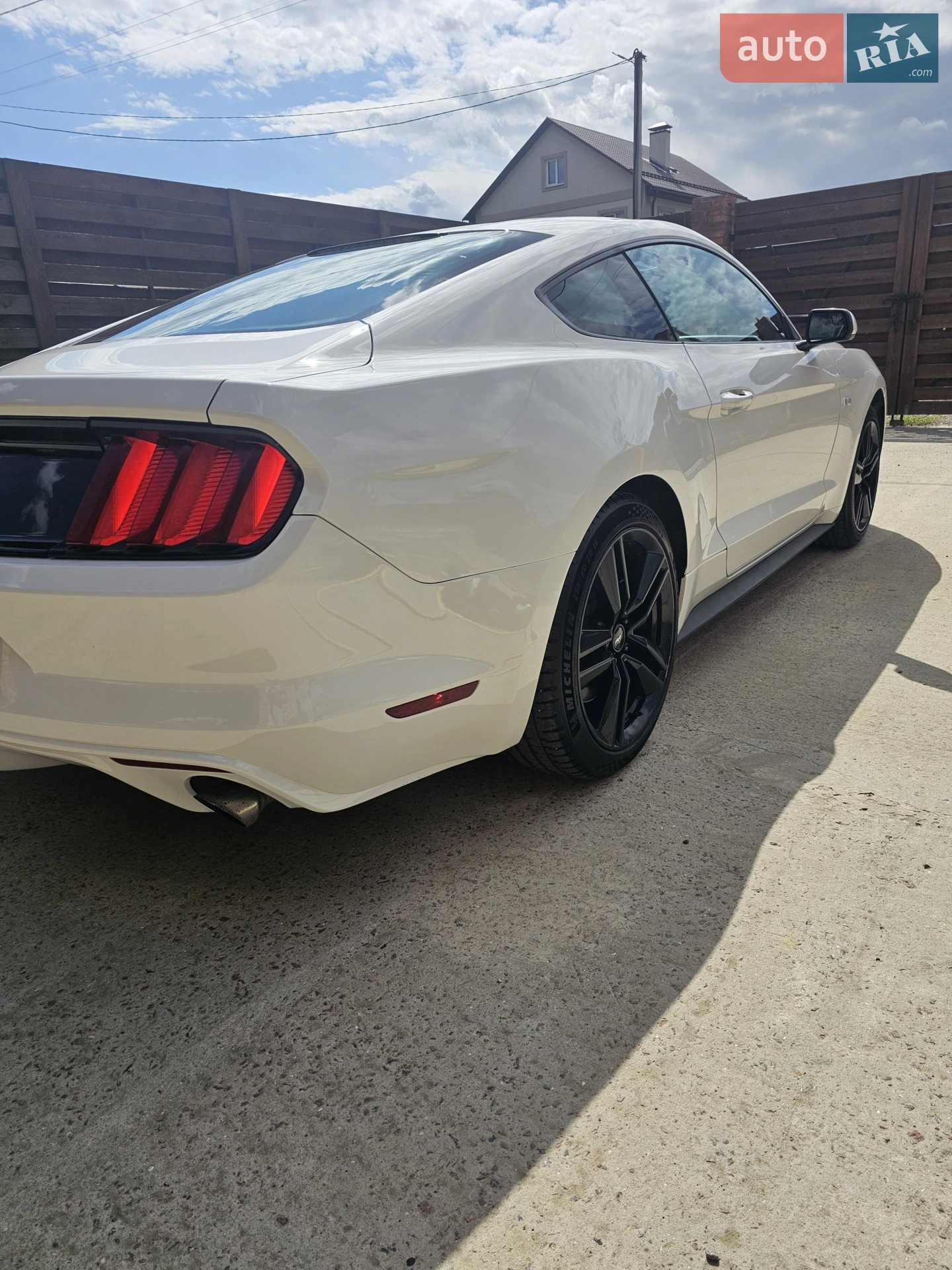 2015 Ford Mustang - мініатюра 3