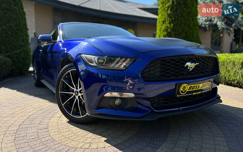 Купе Ford Mustang 2015 в Львове