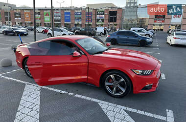 Купе Ford Mustang 2016 в 