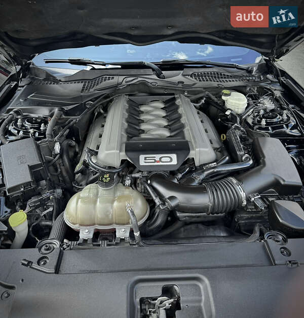 Купе Ford Mustang 2016 в Киеве