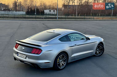 Купе Ford Mustang 2016 в 
