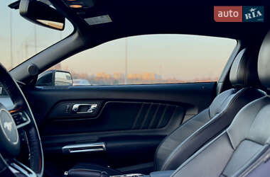 Купе Ford Mustang 2016 в 