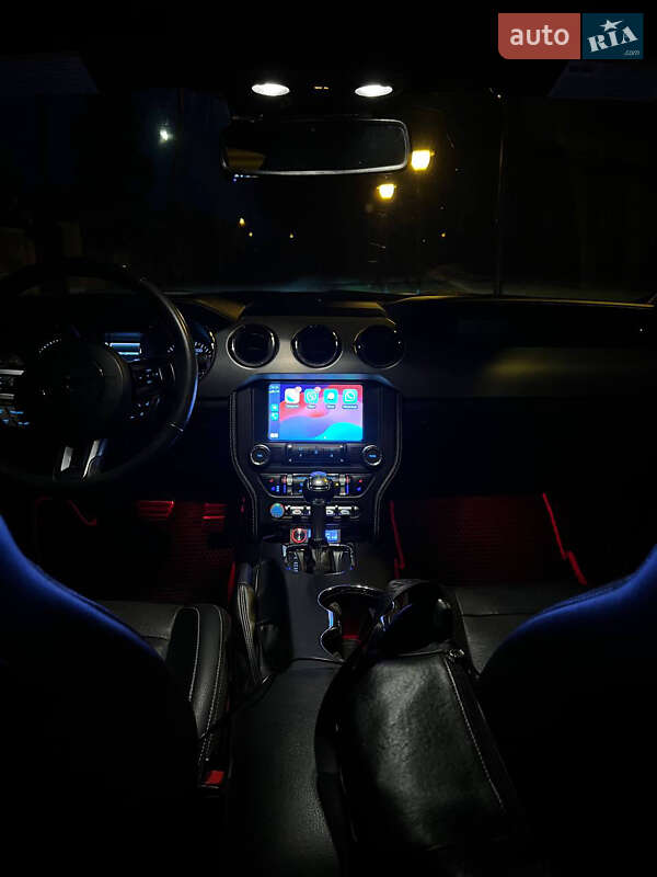 Купе Ford Mustang 2017 в Чернигове