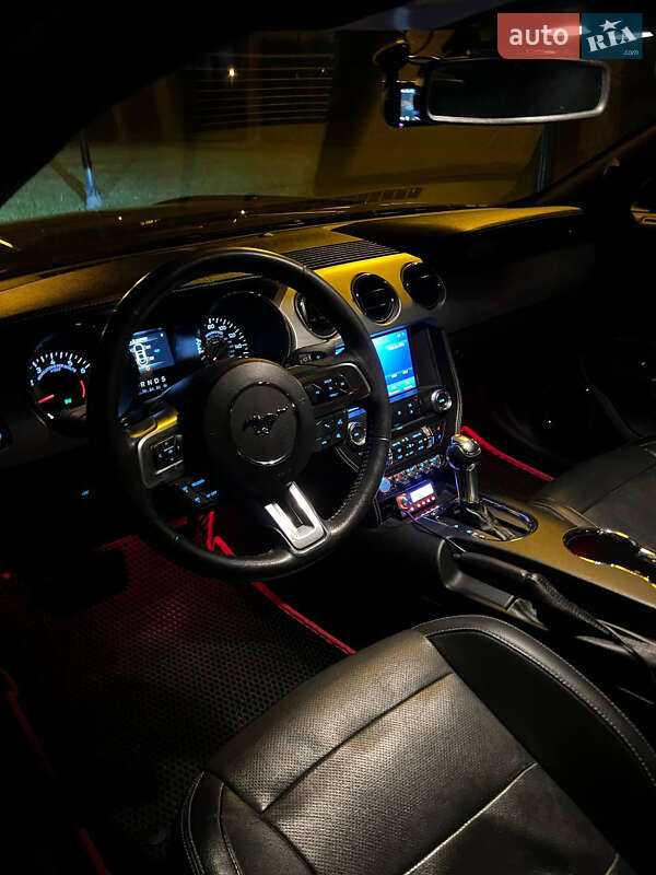 Купе Ford Mustang 2017 в Чернигове