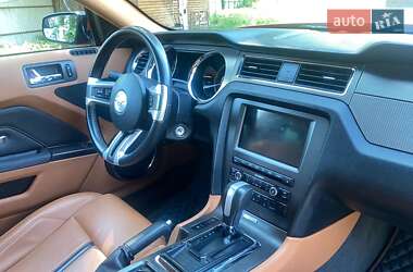 Купе Ford Mustang 2012 в 