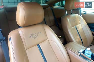 Купе Ford Mustang 2012 в 