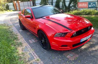Купе Ford Mustang 2012 в 