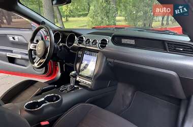 Купе Ford Mustang 2015 в 