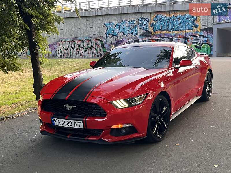 Купе Ford Mustang 2015 в Киеве