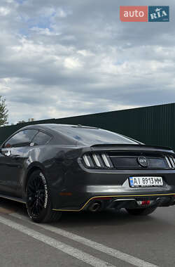 Купе Ford Mustang 2016 в 