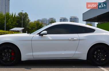 Купе Ford Mustang 2018 в 