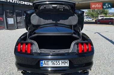 Купе Ford Mustang 2017 в 