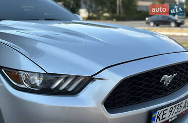 Купе Ford Mustang 2016 в 