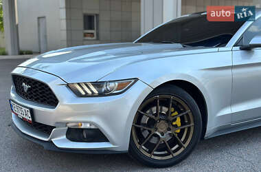 Купе Ford Mustang 2016 в 