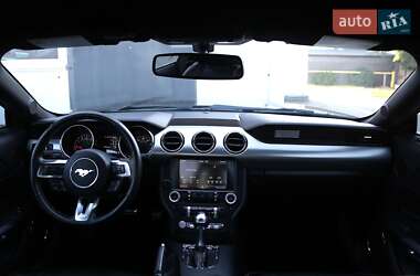 Купе Ford Mustang 2015 в 