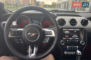 Купе Ford Mustang 2015 в 