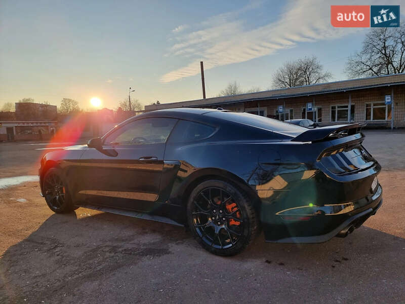 Купе Ford Mustang 2018 в Києві