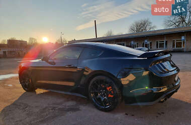 Купе Ford Mustang 2018 в 