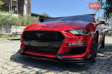 Кабриолет Ford Mustang 2019 в 