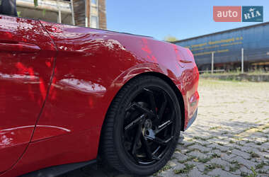 Кабриолет Ford Mustang 2019 в 