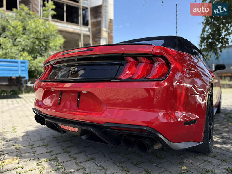 Кабриолет Ford Mustang 2019 в Черновцах фото 5 Кабриолет Ford Mustang 2019 в Черновцах