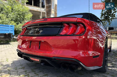 Кабриолет Ford Mustang 2019 в 