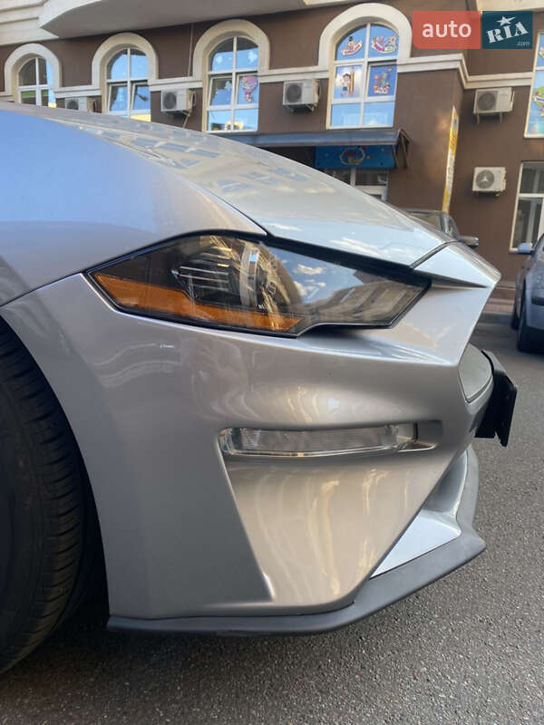 Купе Ford Mustang 2019 в Києві