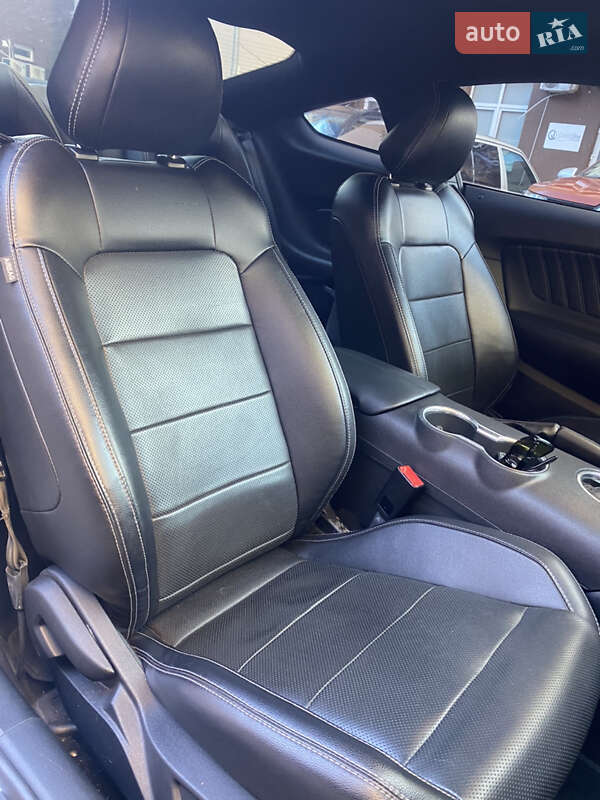 Купе Ford Mustang 2019 в Києві