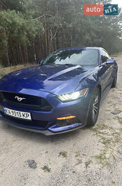Купе Ford Mustang 2015 в Києві