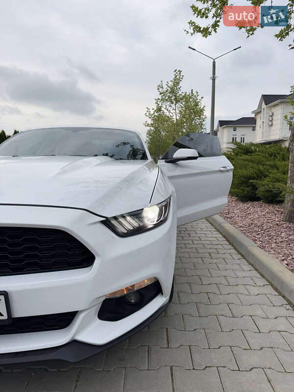 Купе Ford Mustang 2017 в Одессе