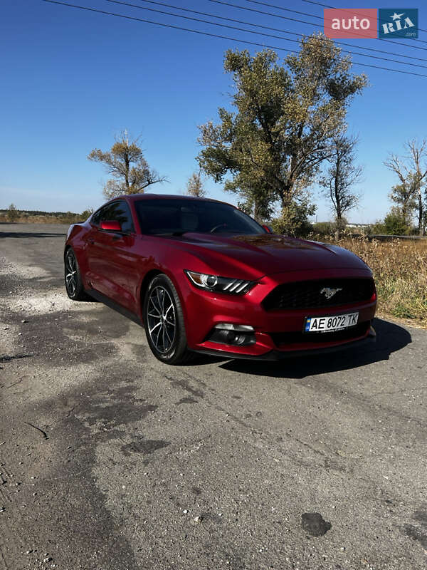 Купе Ford Mustang 2016 в Днепре фото 14 Купе Ford Mustang 2016 в Днепре