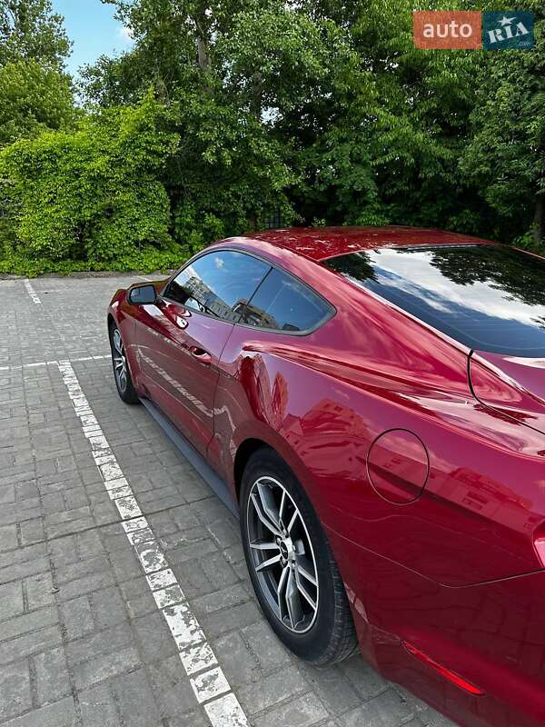 Купе Ford Mustang 2017 в Львове