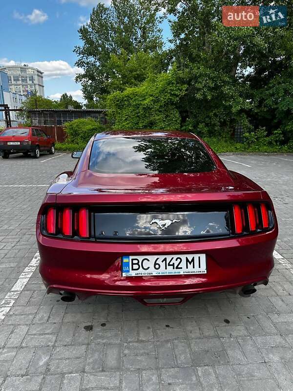 Купе Ford Mustang 2017 в Львове
