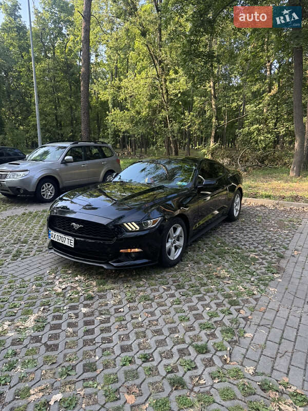 Купе Ford Mustang 2016 в Харькове