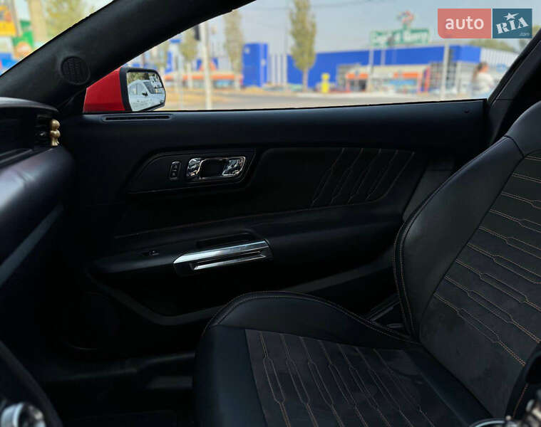 Купе Ford Mustang 2016 в Каменском