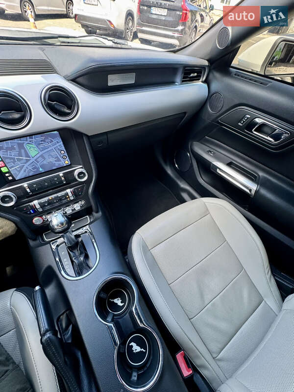 Купе Ford Mustang 2017 в Киеве