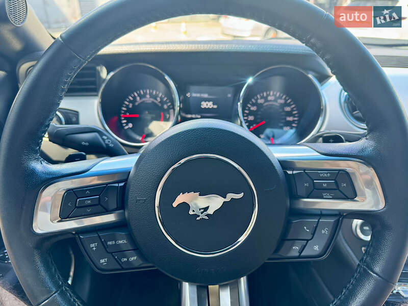 Купе Ford Mustang 2017 в Киеве