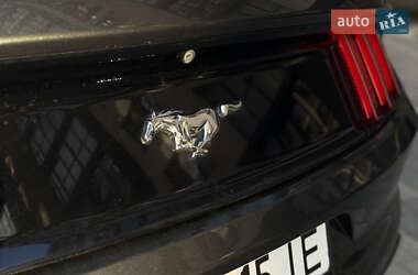 Купе Ford Mustang 2015 в 