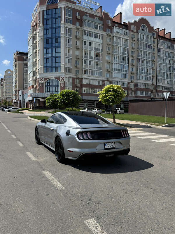Купе Ford Mustang 2021 в Киеве фото 11 Купе Ford Mustang 2021 в Киеве