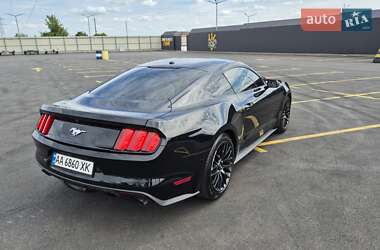 Купе Ford Mustang 2016 в Киеве