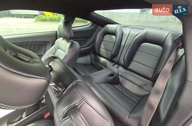 Купе Ford Mustang 2016 в Киеве