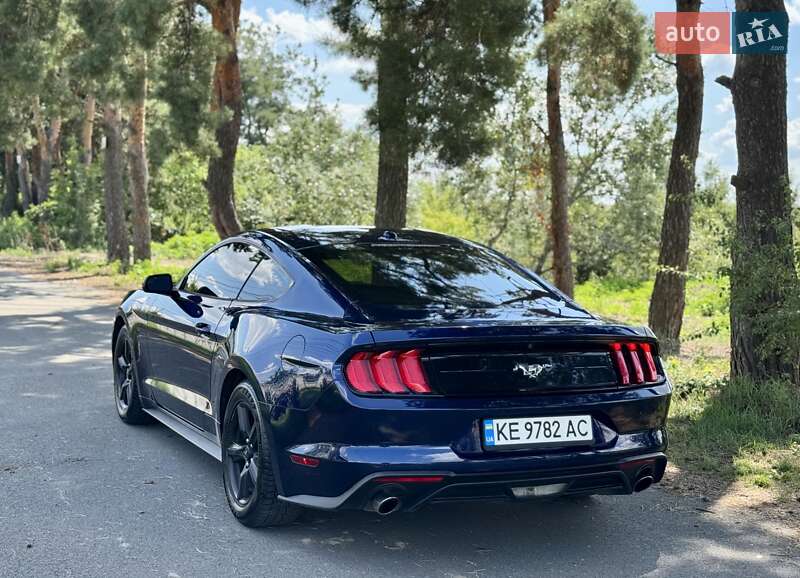Купе Ford Mustang 2019 в Киеве