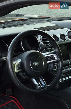 Купе Ford Mustang 2017 в 