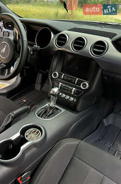 Купе Ford Mustang 2020 в 