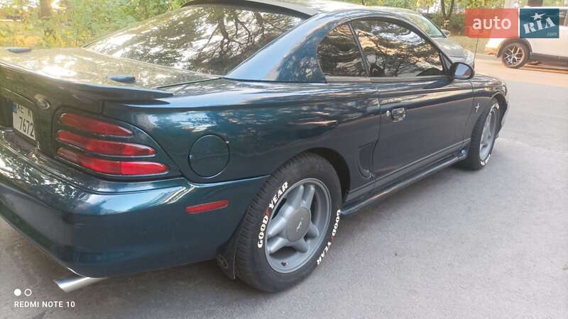 Купе Ford Mustang 1995 в Днепре