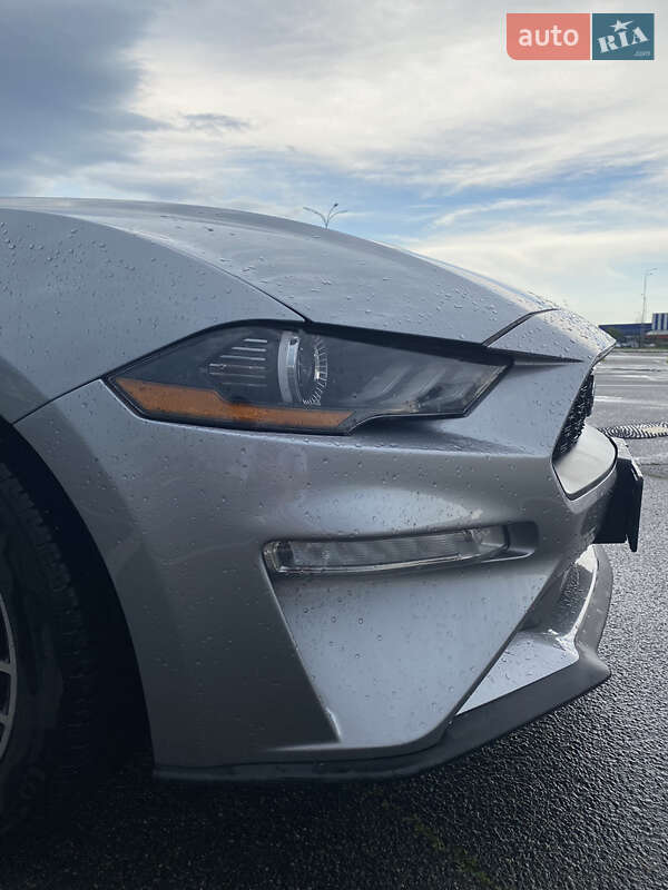 Купе Ford Mustang 2019 в Києві