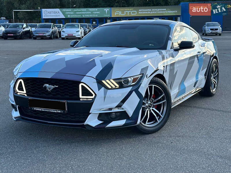 Купе Ford Mustang 2014 в Киеве