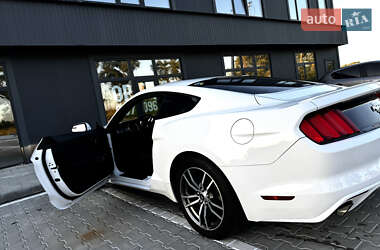 Купе Ford Mustang 2016 в 
