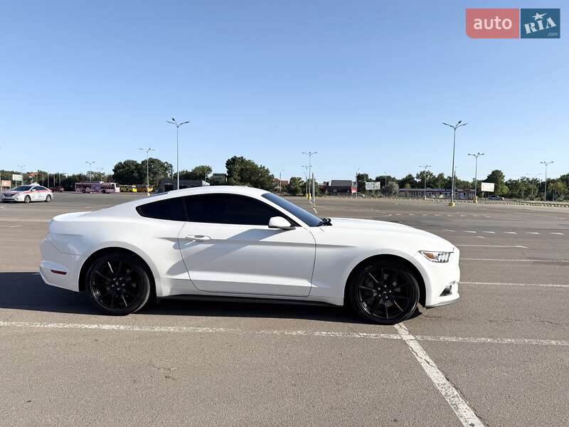 Купе Ford Mustang 2017 в Одессе фото 4 Купе Ford Mustang 2017 в Одессе