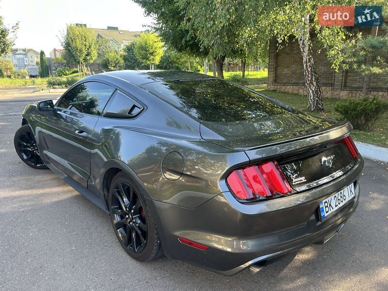 Купе Ford Mustang 2017 в Рівному